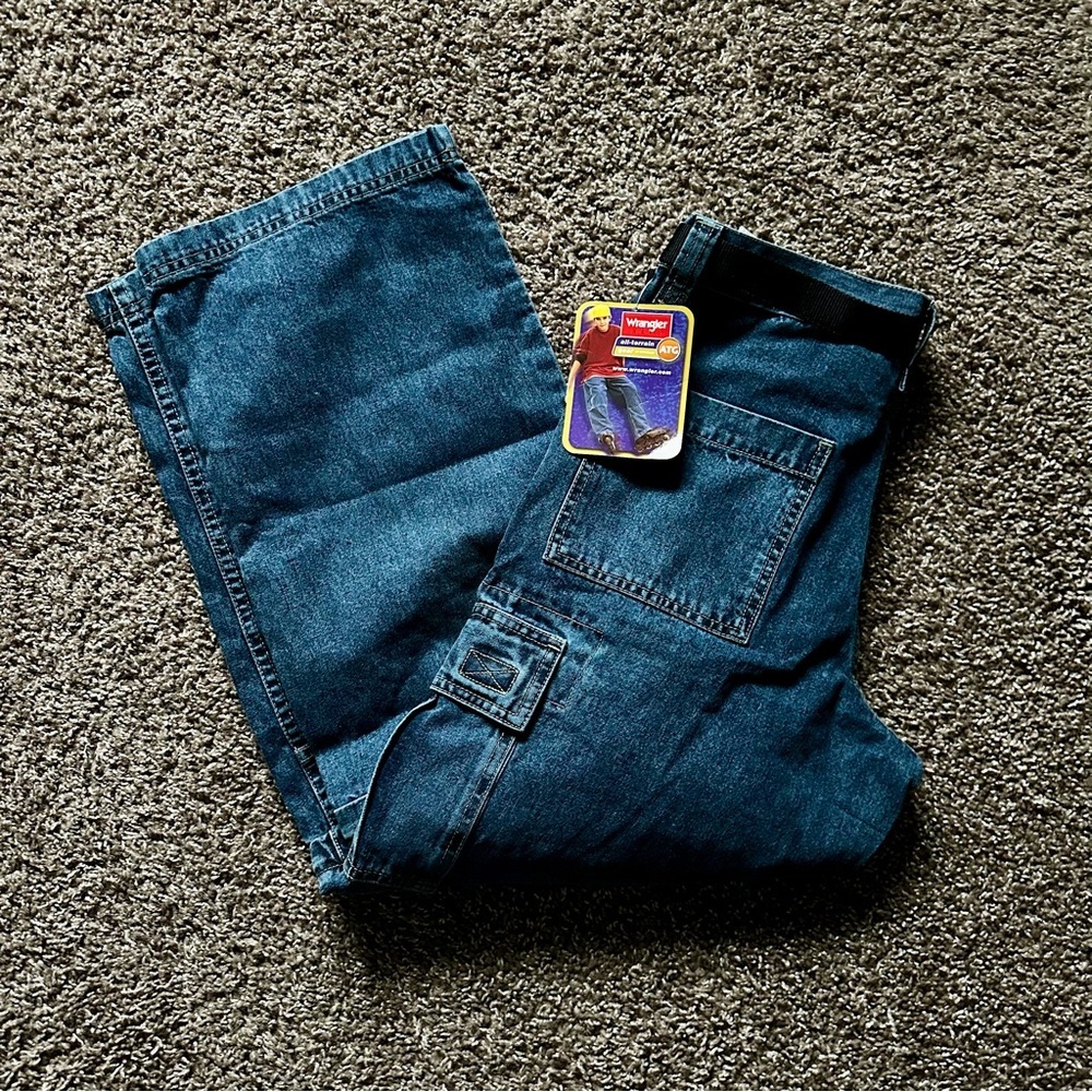 Wrangler ATG Zip-Off Cargo Pants Convertible Shorts Youth 14 (Fits Women’s XS/S)